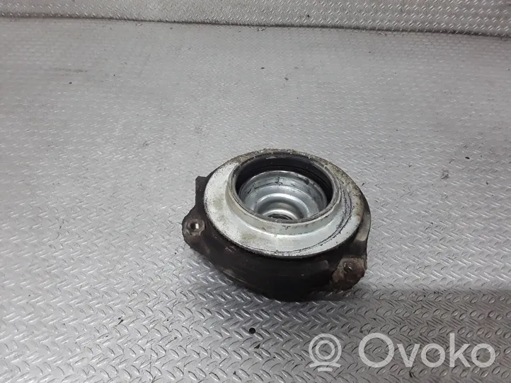 Volkswagen PASSAT B6 Support de jambe de force supérieur avant 