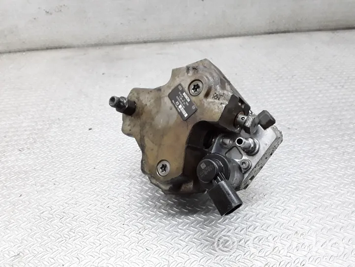 BMW X3 E83 Pompe d'injection de carburant à haute pression 0986437323