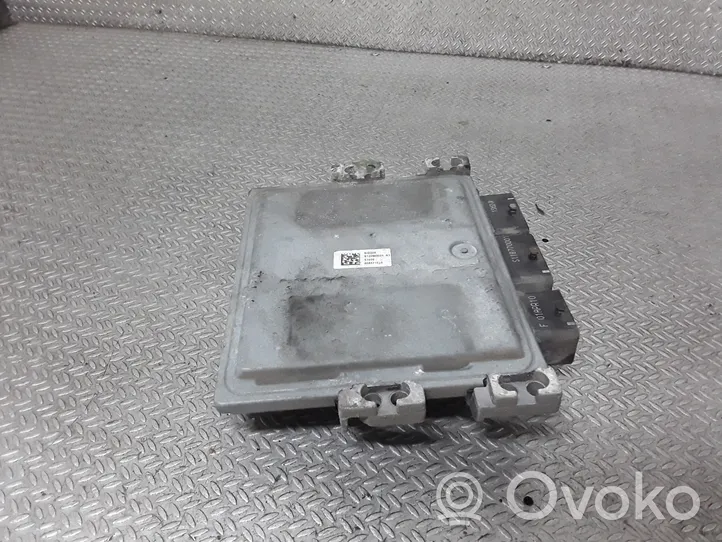 Ford Fiesta Engine control unit/module 8V2112A650EC