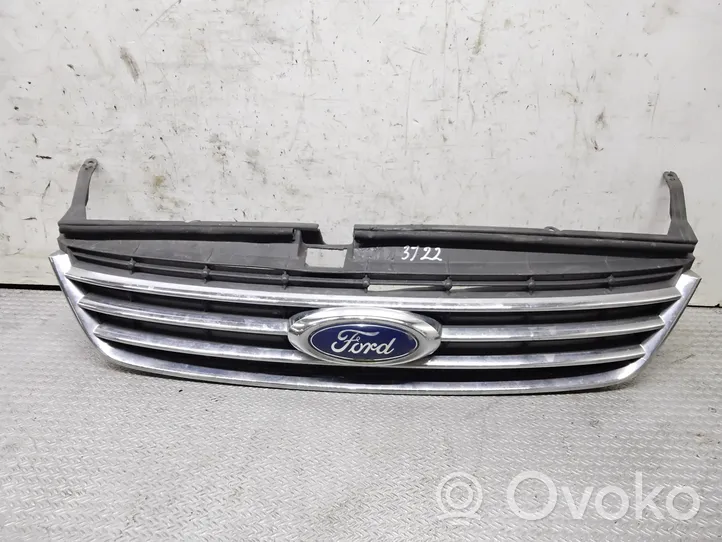 Ford Mondeo MK IV Front bumper upper radiator grill 7S718200B