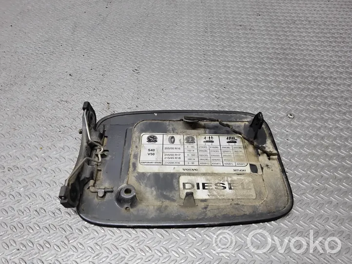 Volvo V50 Bouchon, volet de trappe de réservoir à carburant 30716037