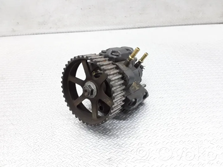 Renault Scenic I Fuel injection high pressure pump 7700111010