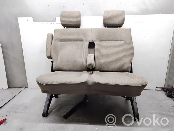 Volkswagen Transporter - Caravelle T4 Toisen istuinrivin istuimet 