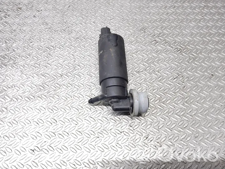 Toyota Avensis T250 Pumpe Scheibenwaschanlage 