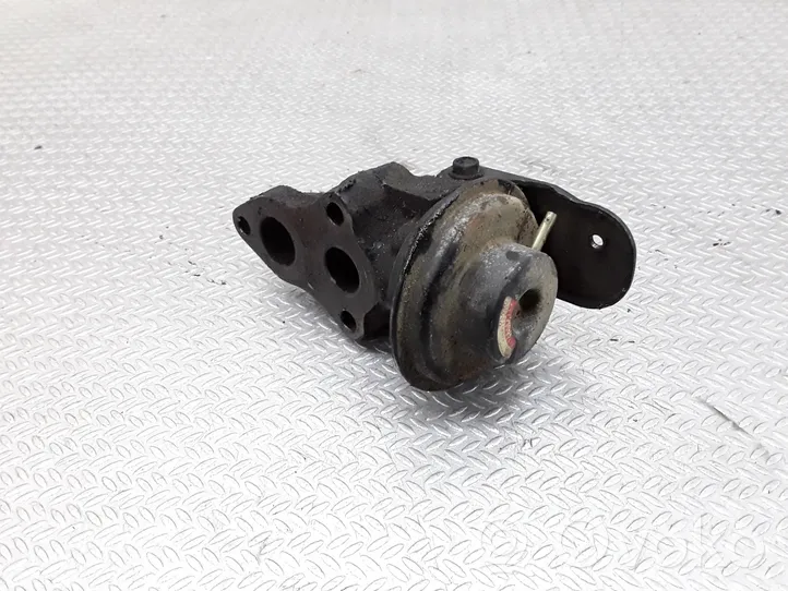 Toyota Corolla Verso E121 Valvola EGR 2562027070