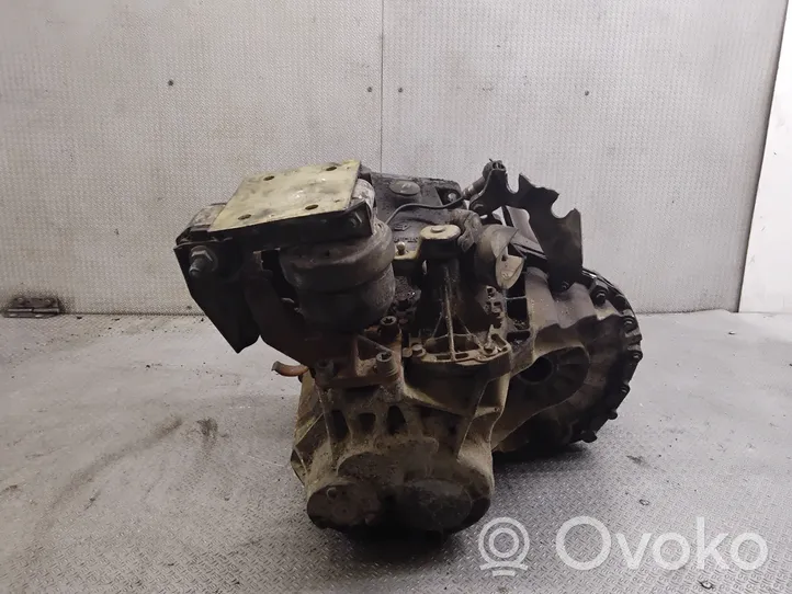 Ford Galaxy Manual 5 speed gearbox 957T7F096