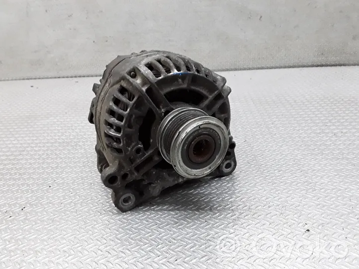 Volkswagen Sharan Generatore/alternatore 028903028E