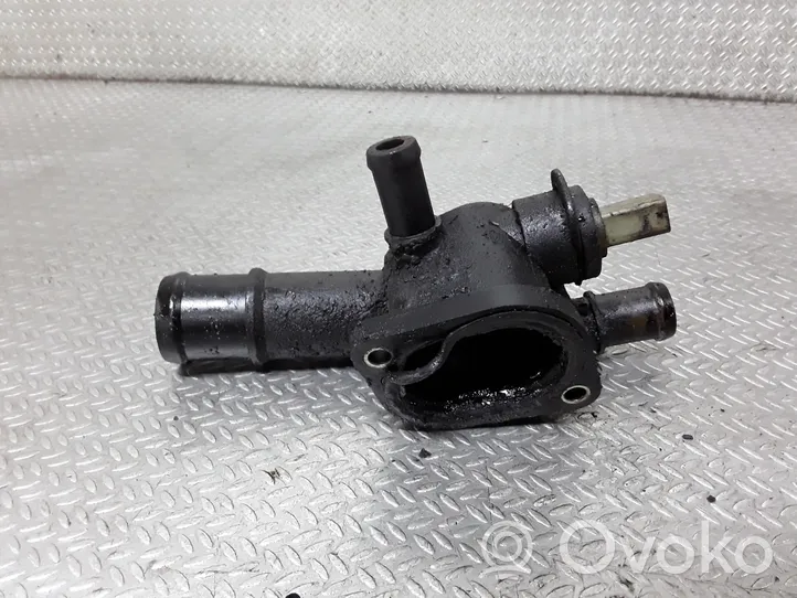 Volkswagen Touran I Termostat / Obudowa termostatu 038121132D