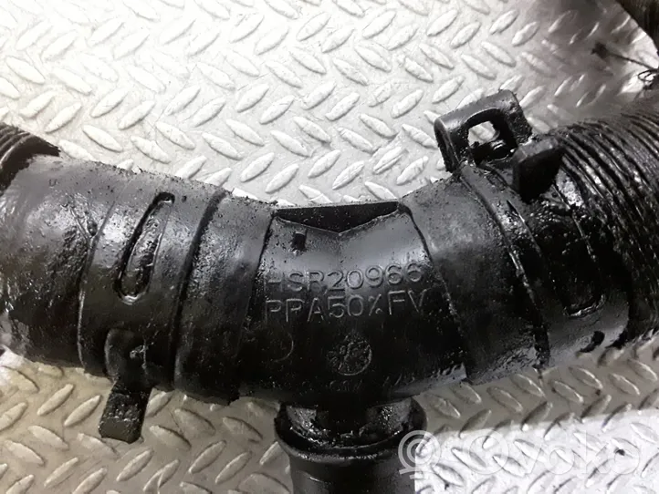 Land Rover Freelander 2 - LR2 Tuyau de liquide de refroidissement moteur HSR20966