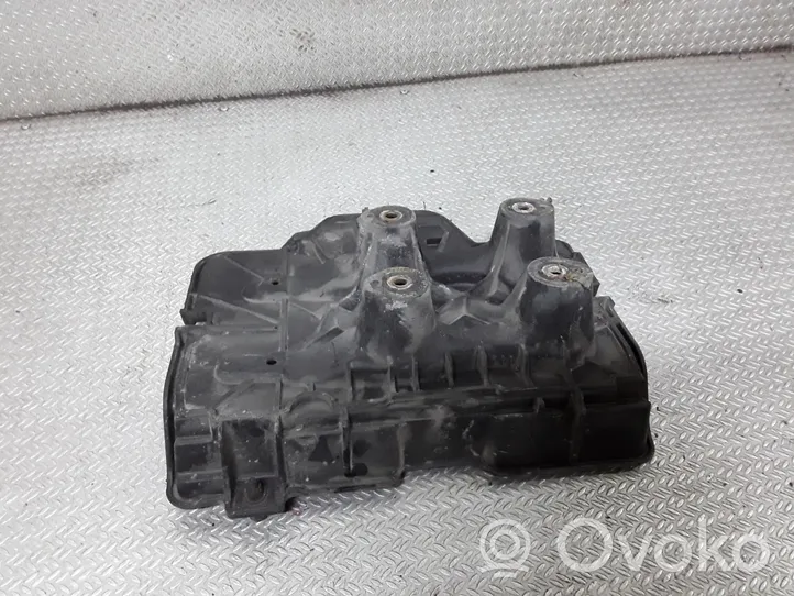 Audi A3 S3 8L Akumulatora nostiprināšanas pamatne 1J0915333A