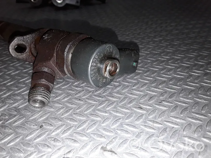 Volvo S60 Injecteur de carburant 0445110078