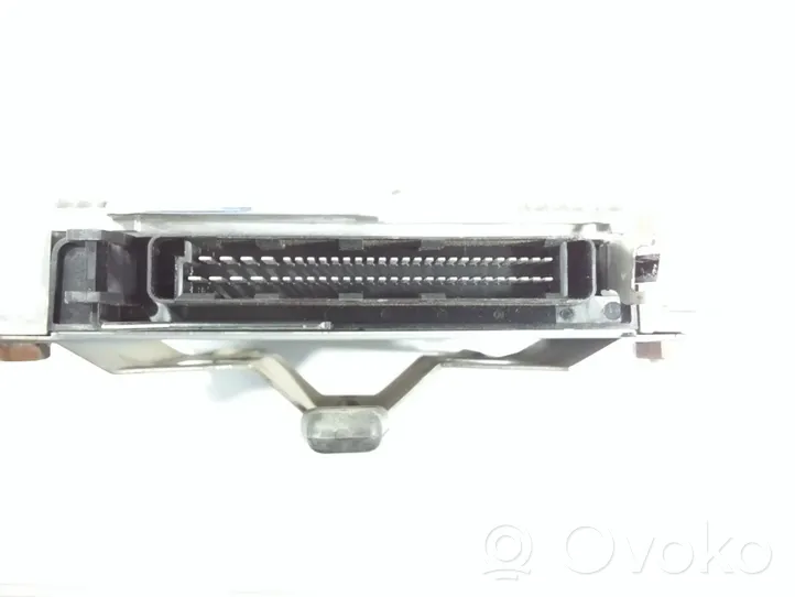 Hyundai Coupe Unité de commande, module ECU de moteur 39140-23746