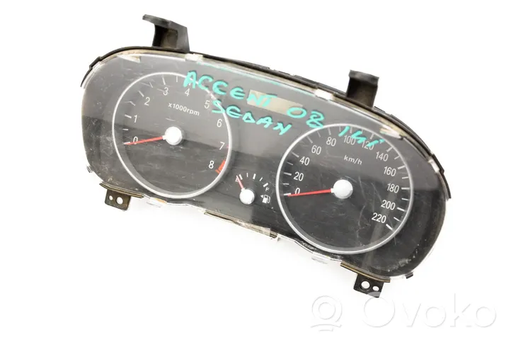 Hyundai Accent Speedometer (instrument cluster) 94003-1E161