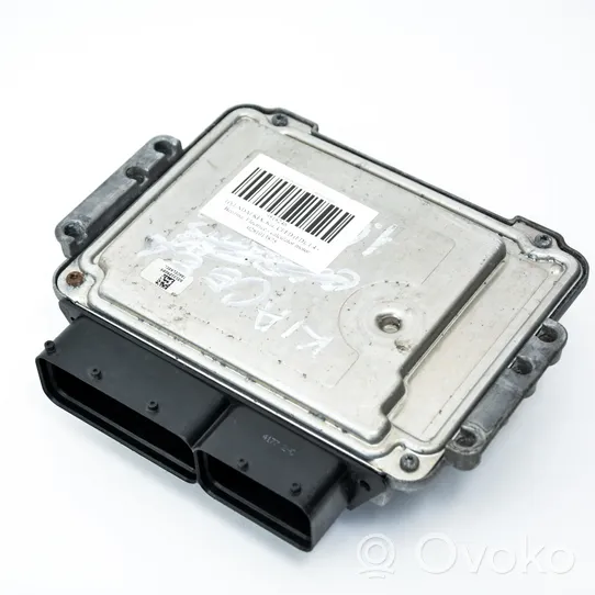 KIA Ceed Unité de commande, module ECU de moteur 0281013875