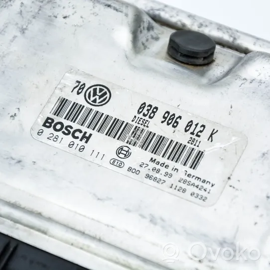 Volkswagen Bora Unité de commande, module ECU de moteur 0281010111