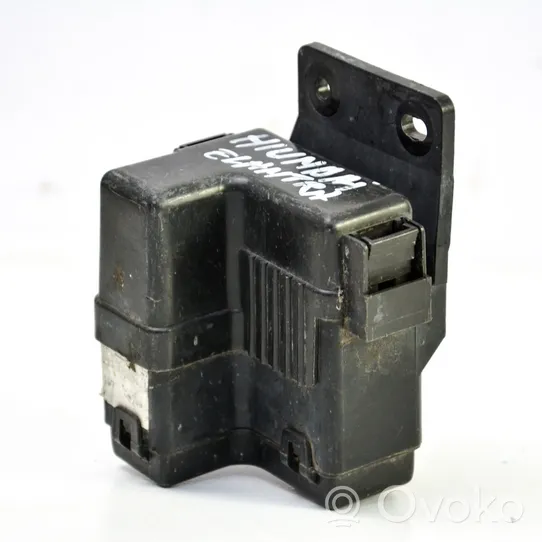 Hyundai Elantra Module de fusibles MG642309