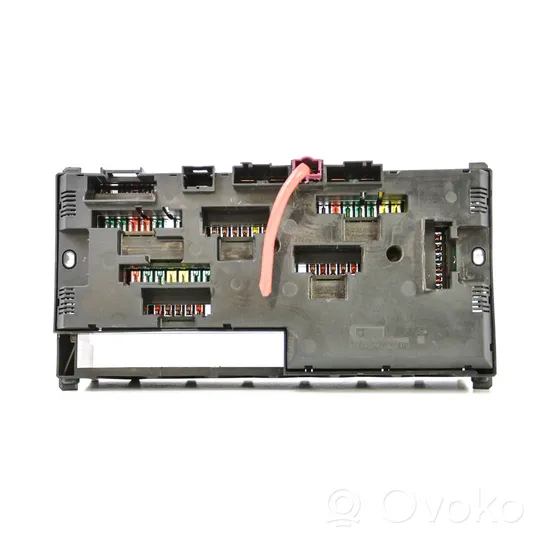 BMW 5 F10 F11 Sulakemoduuli 9234421