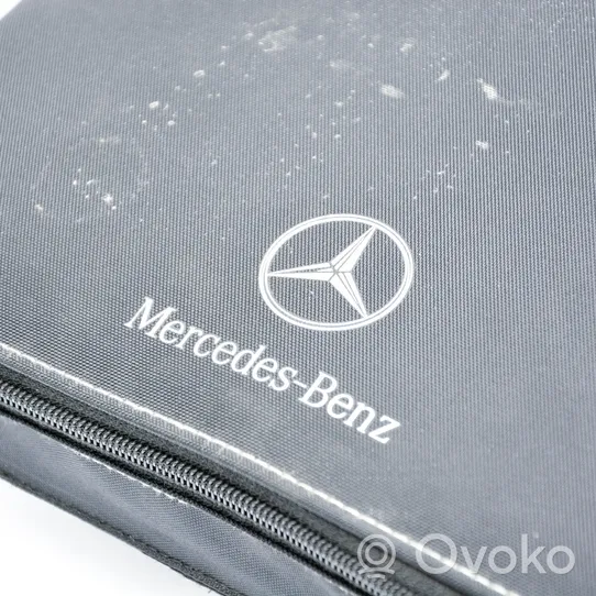Mercedes-Benz ML W164 Bagažinės pertvara A2118990261