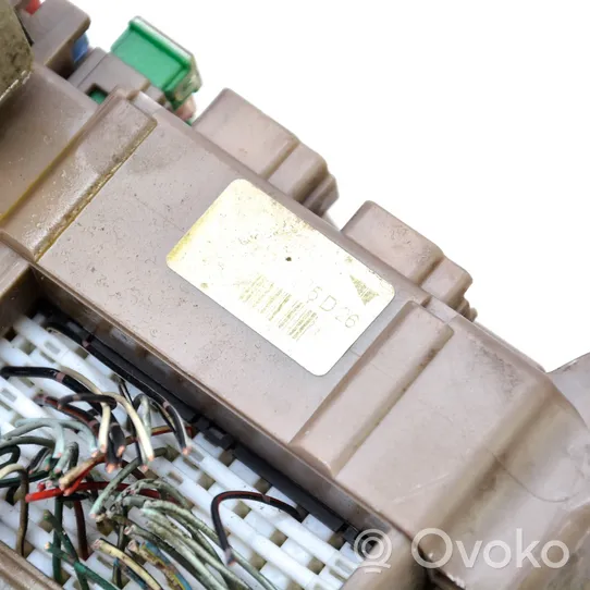 Toyota Corolla E120 E130 Juego de cerradura y set ECU del motor 89661-02A60