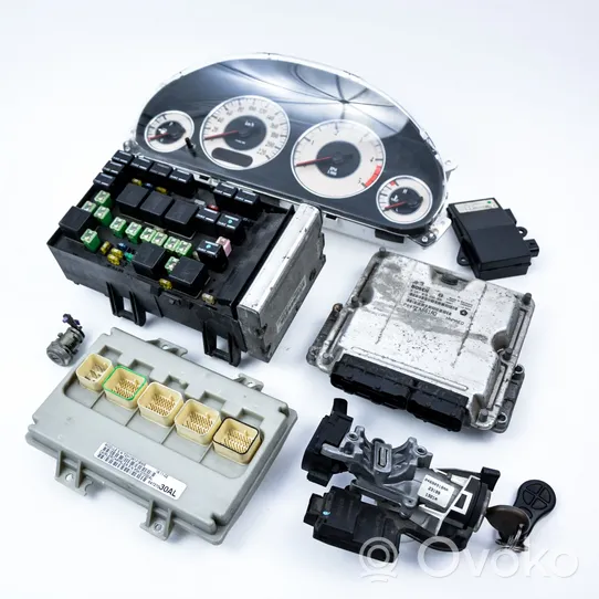 Chrysler Grand Voyager III Kit calculateur ECU et verrouillage 0281010290