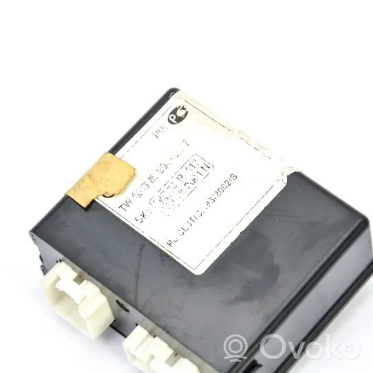 Mazda 6 Komputer / Sterownik ECU i komplet kluczy RF5P18881A