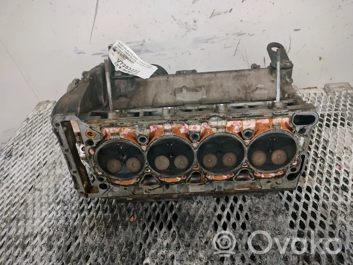 Audi A4 S4 B8 8K Kita variklio galvutės detalė 06H103373K