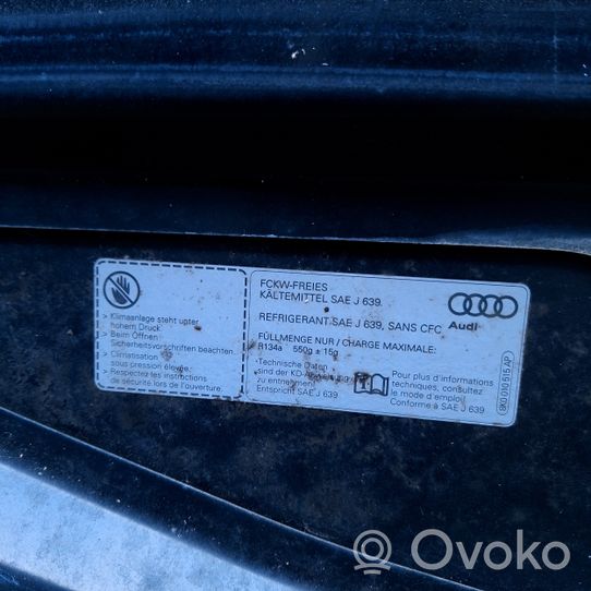 Audi A4 S4 B8 8K Vano motore/cofano 8K0010515AP