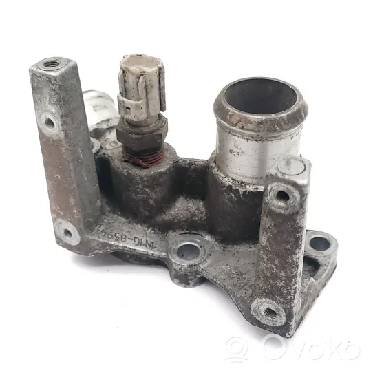 Ford Fusion Alloggiamento termostato 1N1G8594