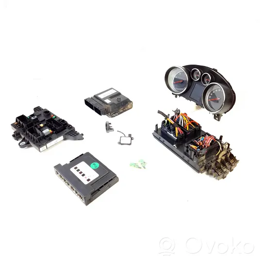 Opel Astra J Kit calculateur ECU et verrouillage 55577647