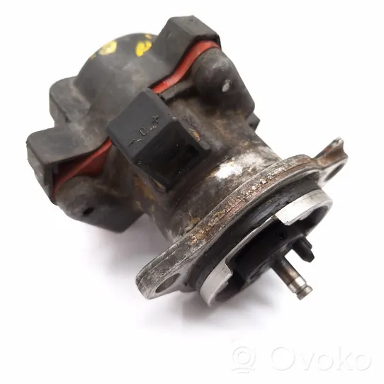 Opel Calibra Kopułka rozdzielacza zapłonu 1235522435