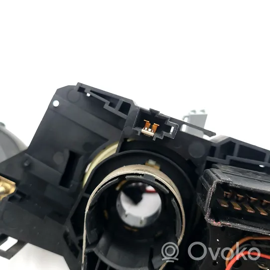 Renault Clio II Leva/interruttore dell’indicatore di direzione e tergicristallo 34446404