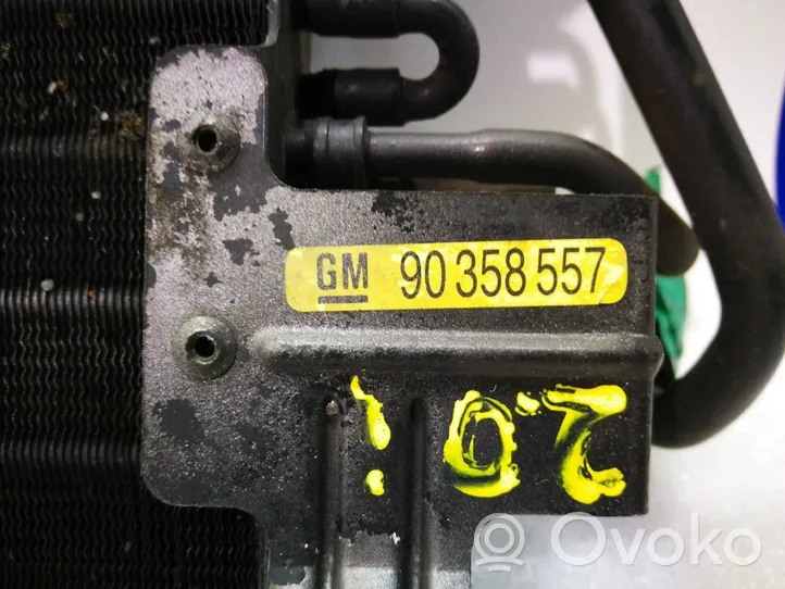 Opel Vectra A Jäähdyttimen lauhdutin (A/C) 90358557