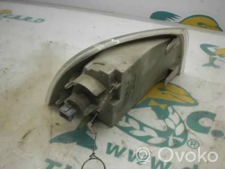 Fiat Punto (176) Phare frontale 0007732119