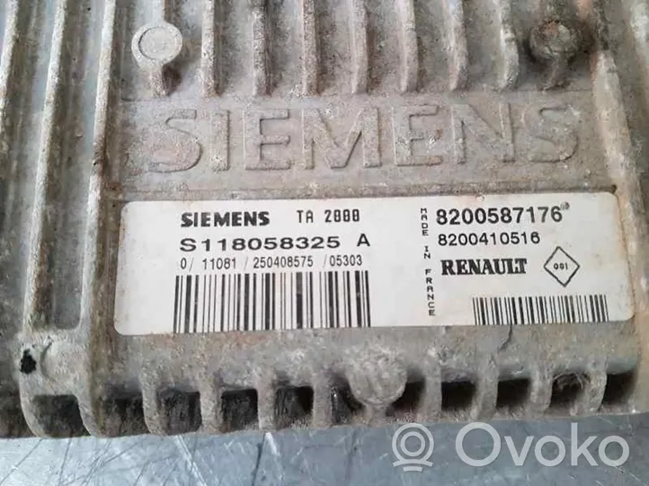 Renault Megane II Module de contrôle de boîte de vitesses ECU 8200587176