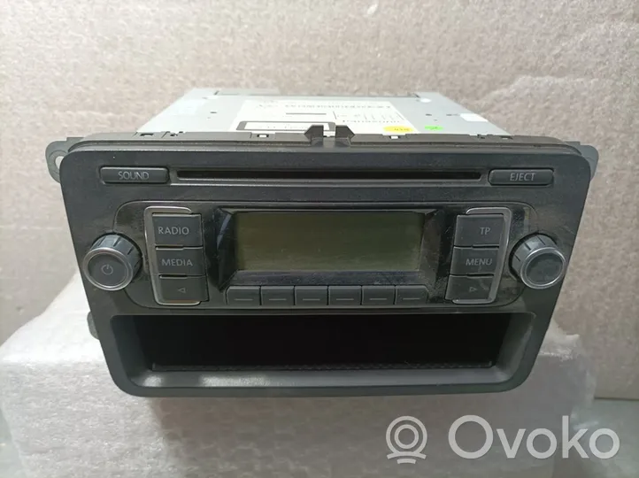 Volkswagen Polo Radio/CD/DVD/GPS-pääyksikkö 5M0035156C
