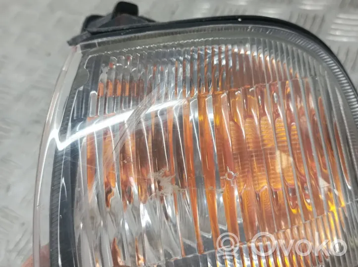 Suzuki Baleno EG Lampa przednia 51835222B