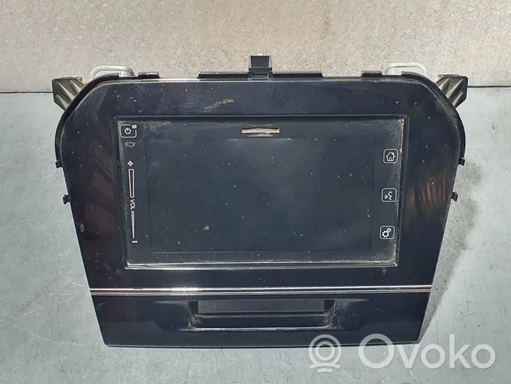 Suzuki Vitara (LY) Panel / Radioodtwarzacz CD/DVD/GPS 7505000425