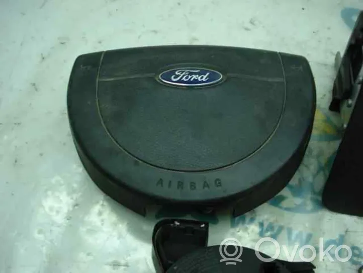 Ford Fiesta Turvatyynysarja paneelilla 