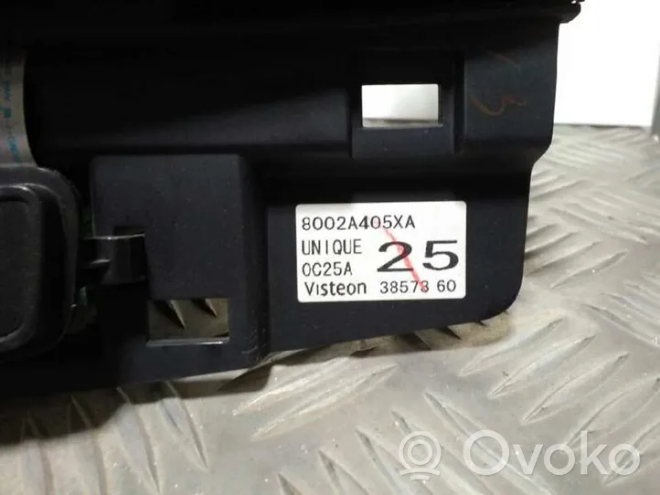 Mitsubishi Lancer VIII Panel / Radioodtwarzacz CD/DVD/GPS 