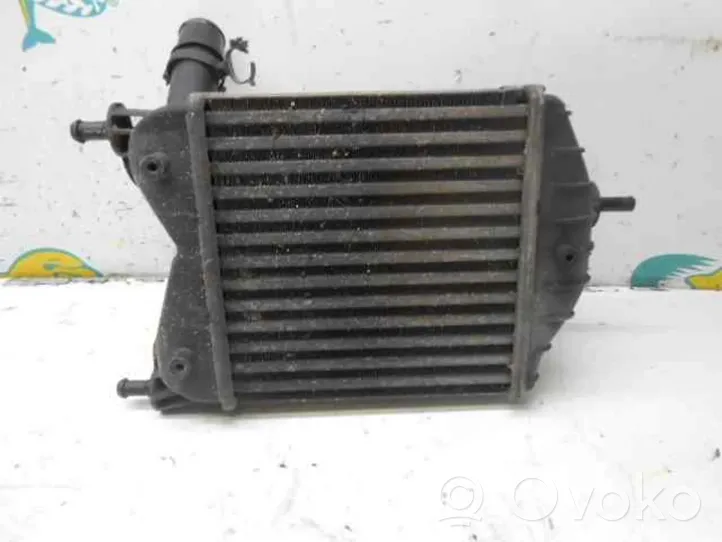 Fiat Punto (188) Chłodnica powietrza doładowującego / Intercooler 