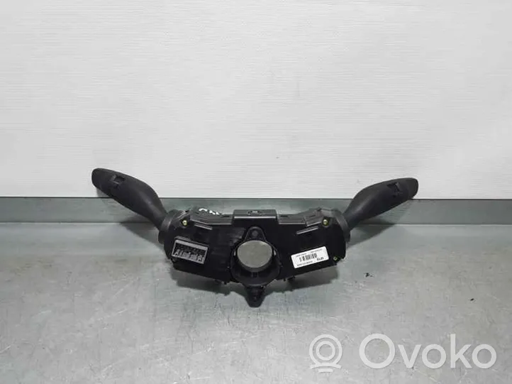 Hyundai Kona I Ohjauspyörän painikkeet/kytkimet 93403J9960