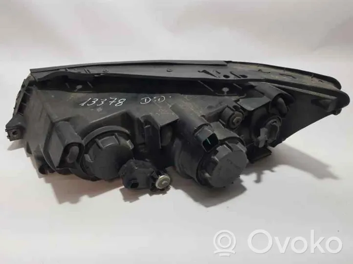 Hyundai Sonata Headlight/headlamp 