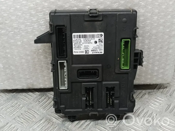 Renault Megane IV Module de fusibles 284B11258R