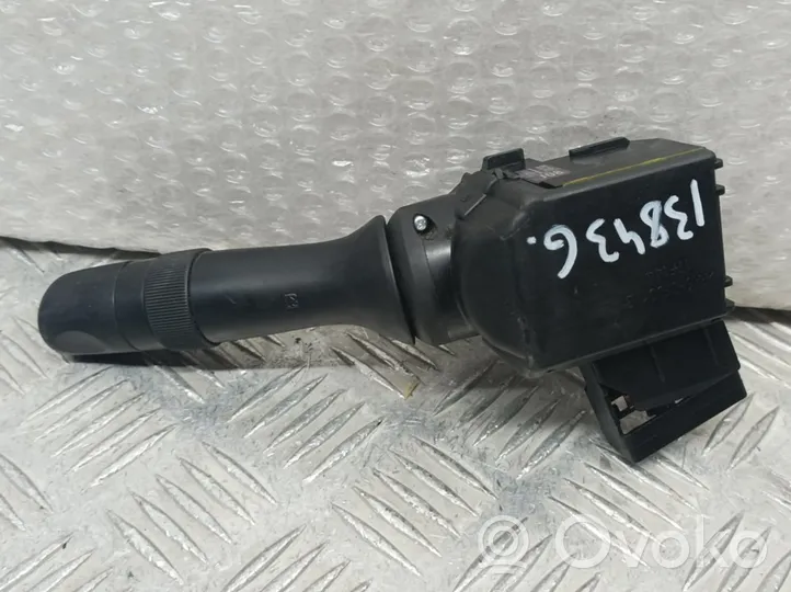 Toyota Verso Leva comando tergicristalli 0521017F525