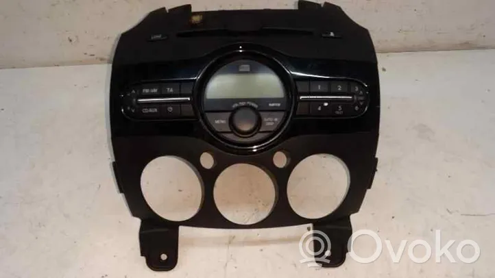 Mazda 2 Radio/CD/DVD/GPS head unit 14797426