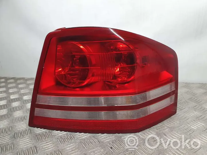 Dodge Avenger Lampa tylna 