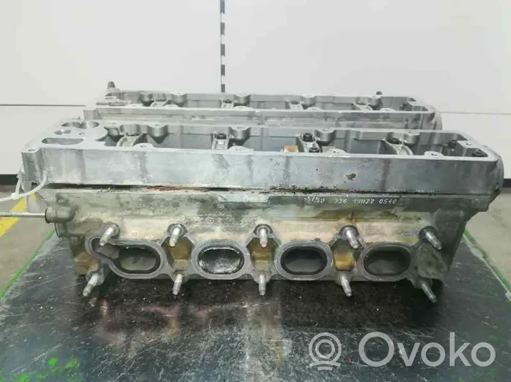 Peugeot 406 Culata del motor 9633680610