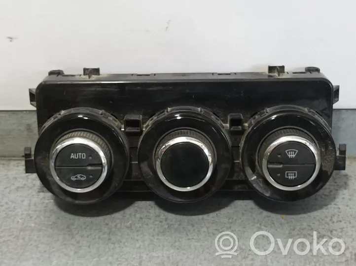 Opel Corsa E Panel klimatyzacji 13468064
