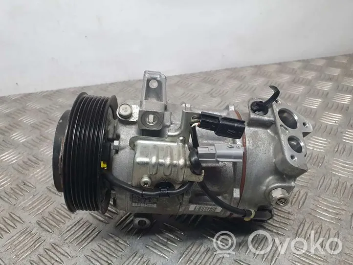 Renault Kadjar Ilmastointilaitteen kompressorin pumppu (A/C) 926004EB0A