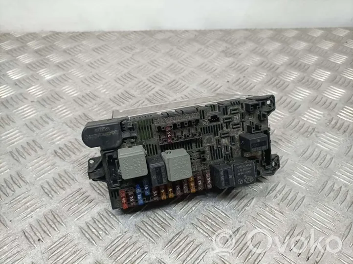 Mercedes-Benz E W211 Fuse module 2115453801